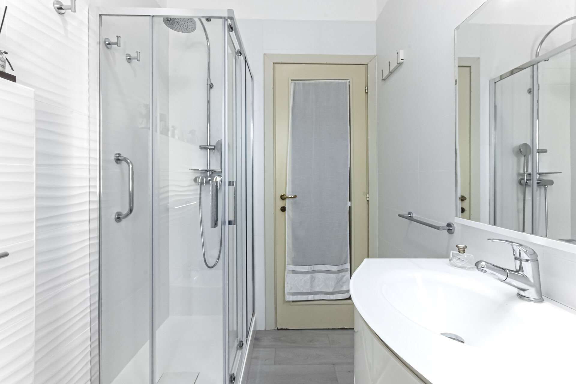 2022 07 napoli carafa bagno 03