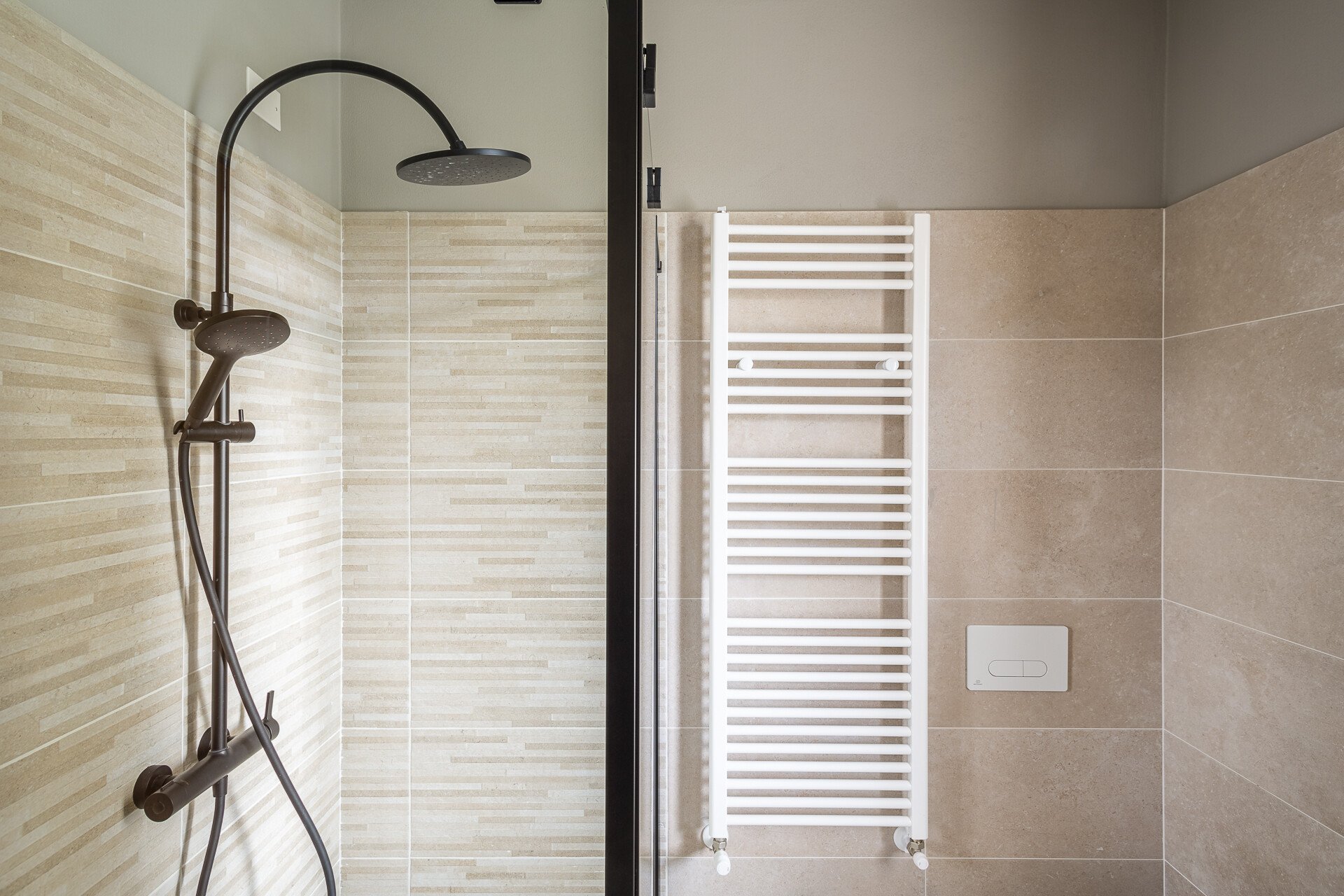 2022 09 gavirate 2 bagni 11