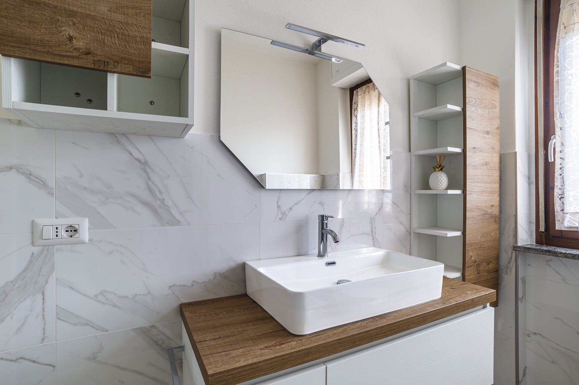 2023 02 oleggio bagno 03