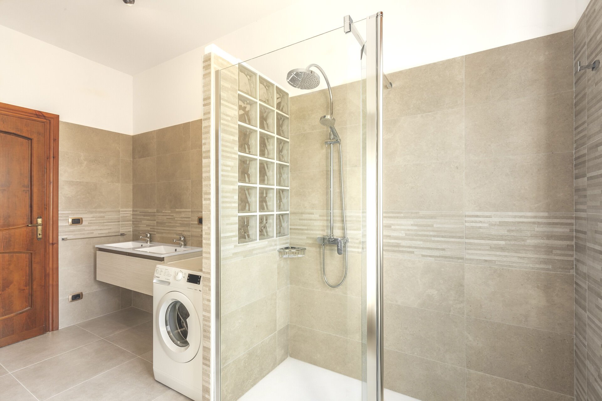 2023 02 cisterna latina bagno 05