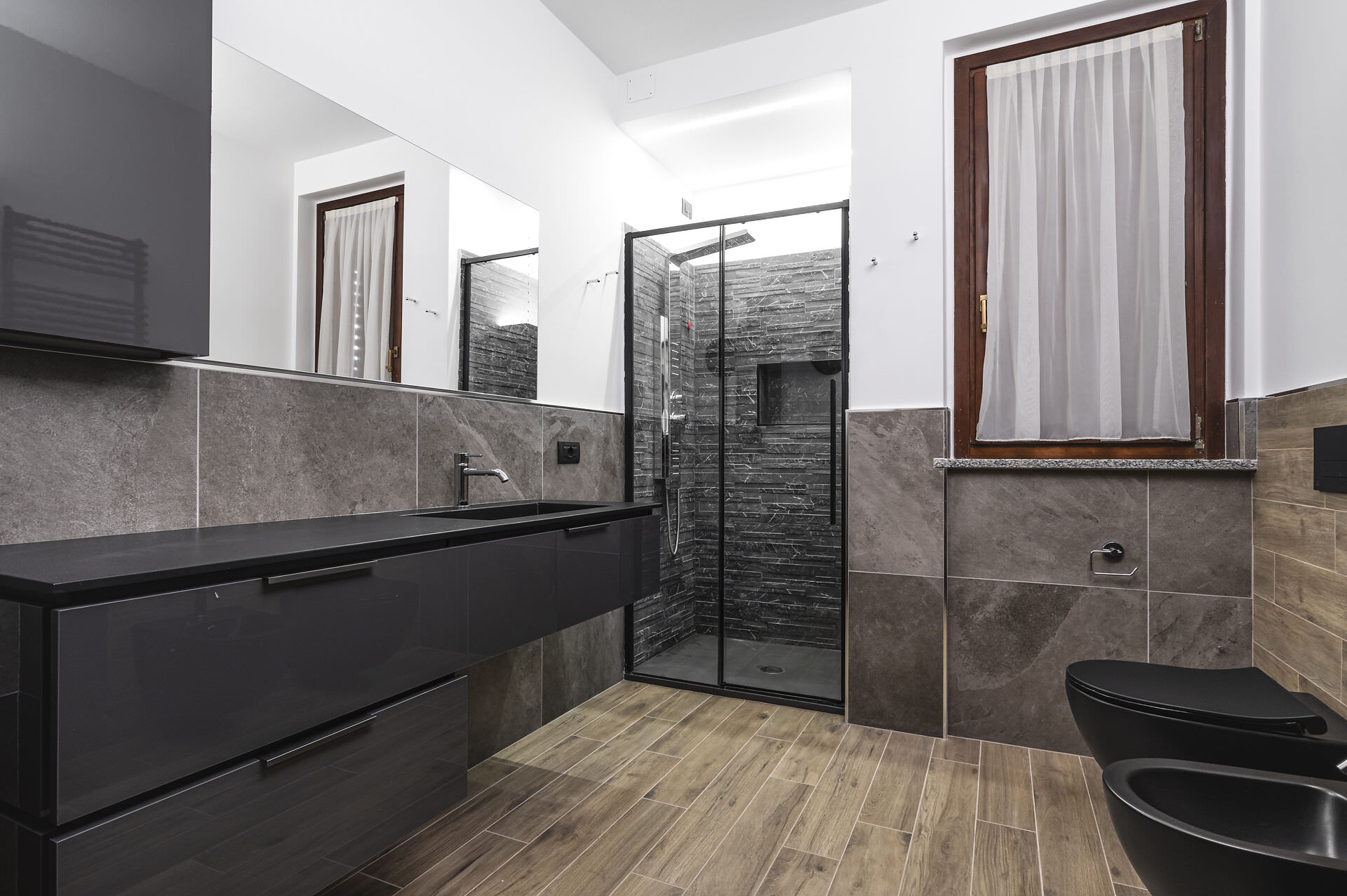 2023 03 paderno dugnano 3 bagni 2